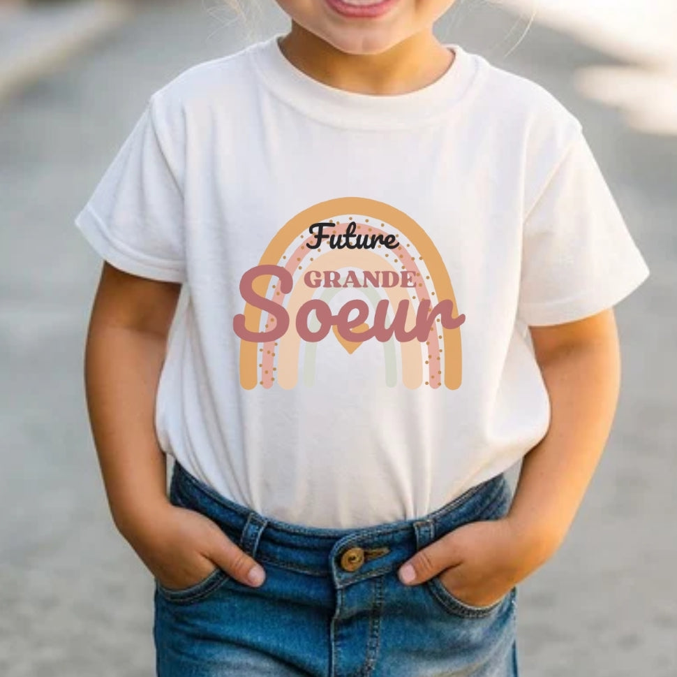 Tshirt future grande soeur arc en ciel
